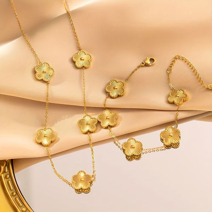 Van Cleef Necklace